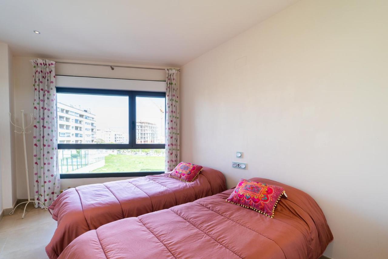 Primera Linea De Mar Con Piscina, Gimnasio Y Parking 2 Hab Y 2 Banos Вильяхойоса Экстерьер фото