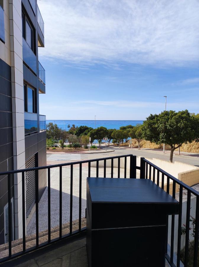 Primera Linea De Mar Con Piscina, Gimnasio Y Parking 2 Hab Y 2 Banos Вильяхойоса Экстерьер фото